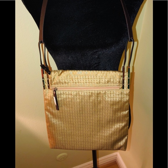 LA PAGAYO Gold Signature Nylon/Leather Crossbody - Picture 5 of 7